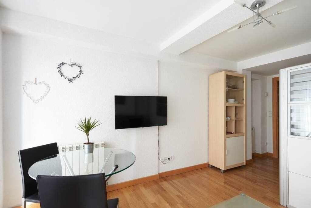 Apartamento Ayla Ayuntamiento Pamplona Eksteriør billede