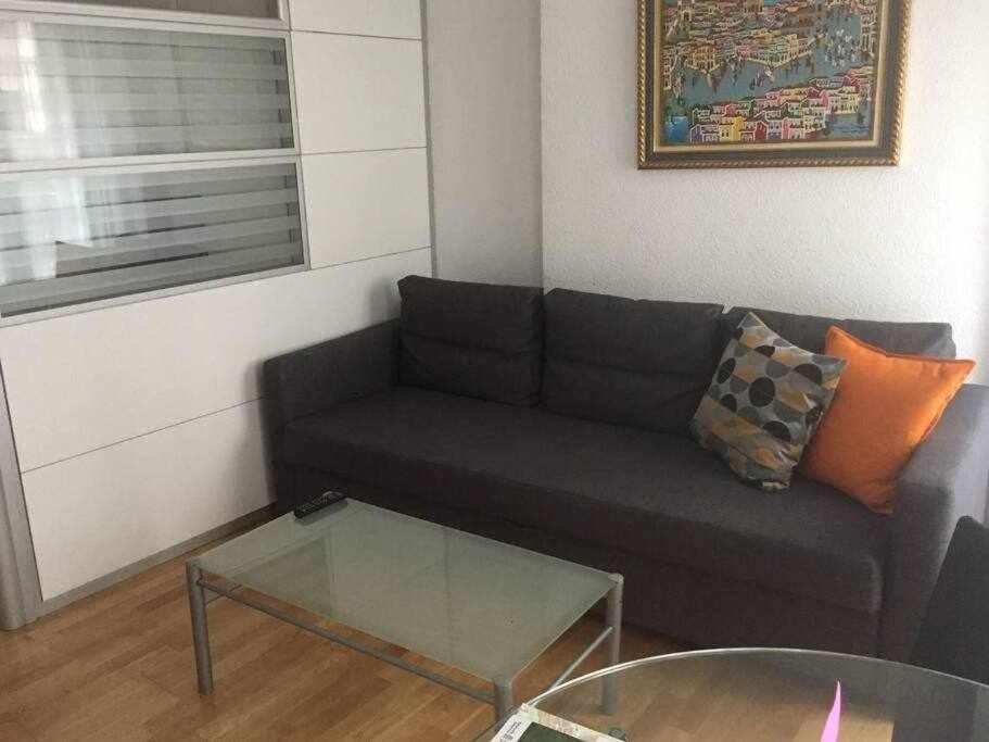 Apartamento Ayla Ayuntamiento Pamplona Eksteriør billede